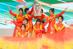 Thumb 1e6cacf4 657c 499e af0c b010a0a78674